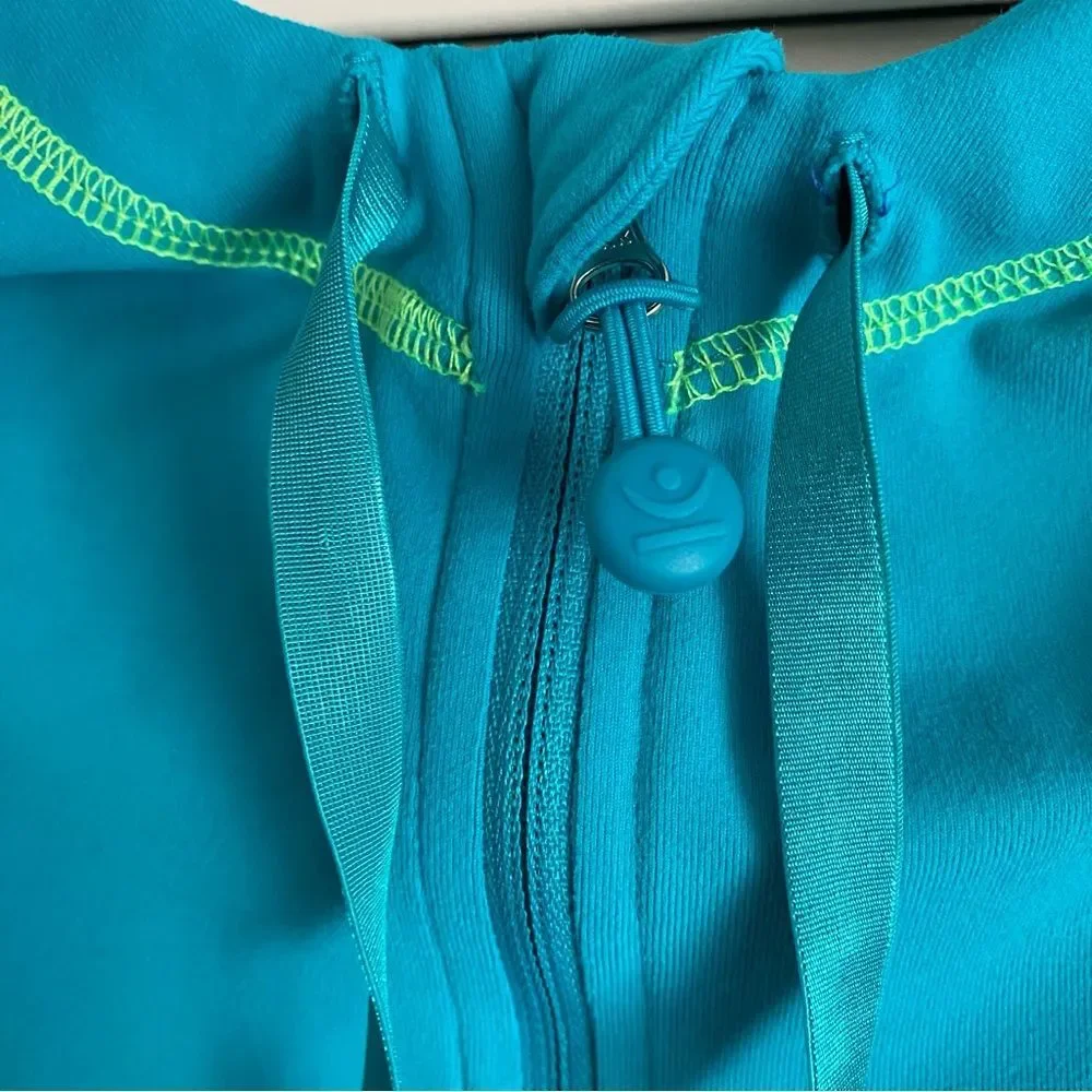 Kirkland Women's Size M Hooded Pullover Top Hiking Active Teal Blue Zip Pockets - Picture 12 of 16